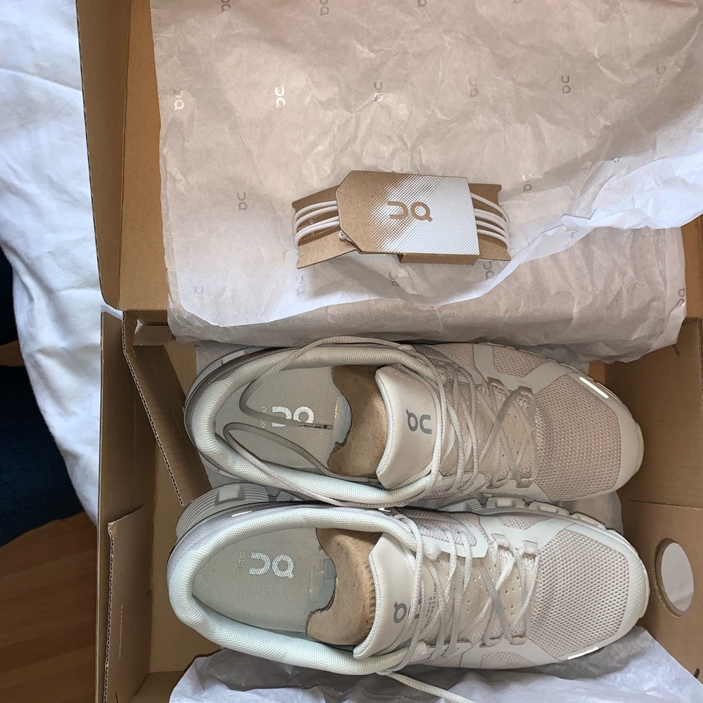 On Cloud 5 Running Pearl white Sneakers